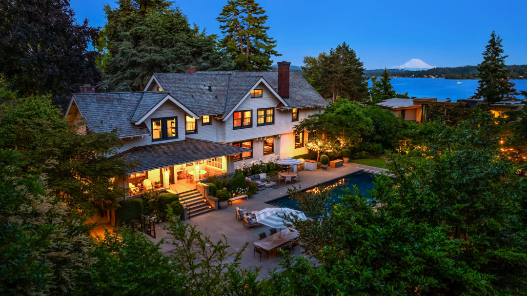 Medina Luxury Mansion